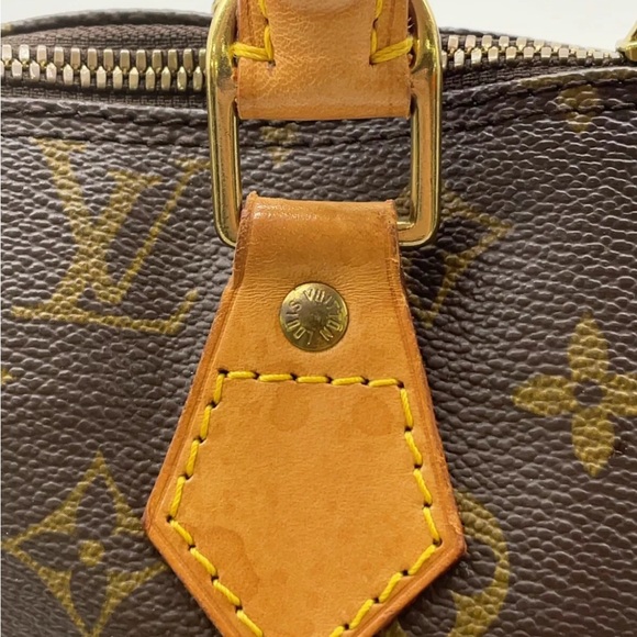 Vintage LV Monogram Alma PM Handbag - Picture 10 of 16